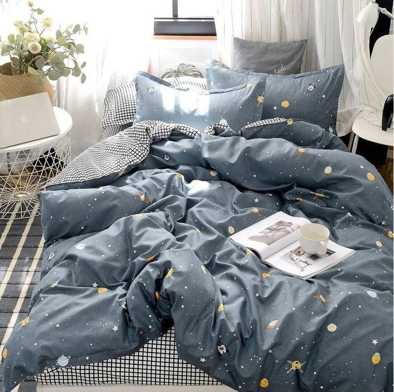 Three or four sets of bedding - Shandi Shop Shandi Shop